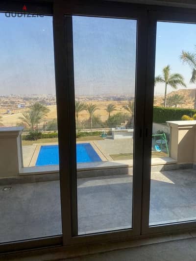 فيلا فاخرة للإيجار في Uptown Cairo – ريينا