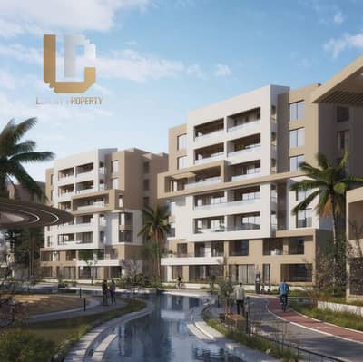 شقة متشطبة بالكامل للبيع في التجمع الخامس تطل على لاجون Palm Hills 3 غرف من غير اوفر