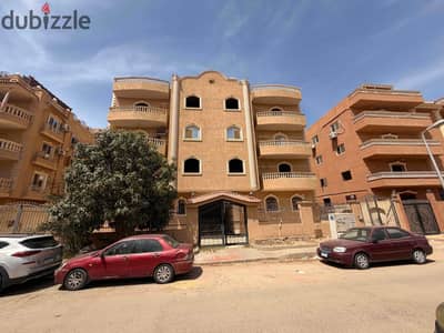 بمناسبة عيد الاضحى المبارك شقة للعروسين بمدينه العبور بالعداد الكهرباء