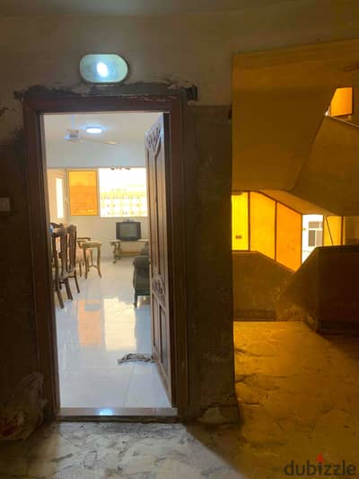 For rent, an apartment with furniture daily, weekly, and even monthly in the best places in Port Fouad, 100 meters, 4 rooms, a front that is not broken, and close to everything