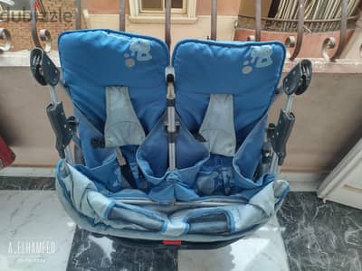 عربيه اطفال توائم بحاله ممتازه جدا
