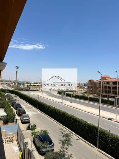 Apartment for sale in the Al-Khamail Compound, in the third phase, central, semi-finished, with a view of the axis, 170 meters, model 1