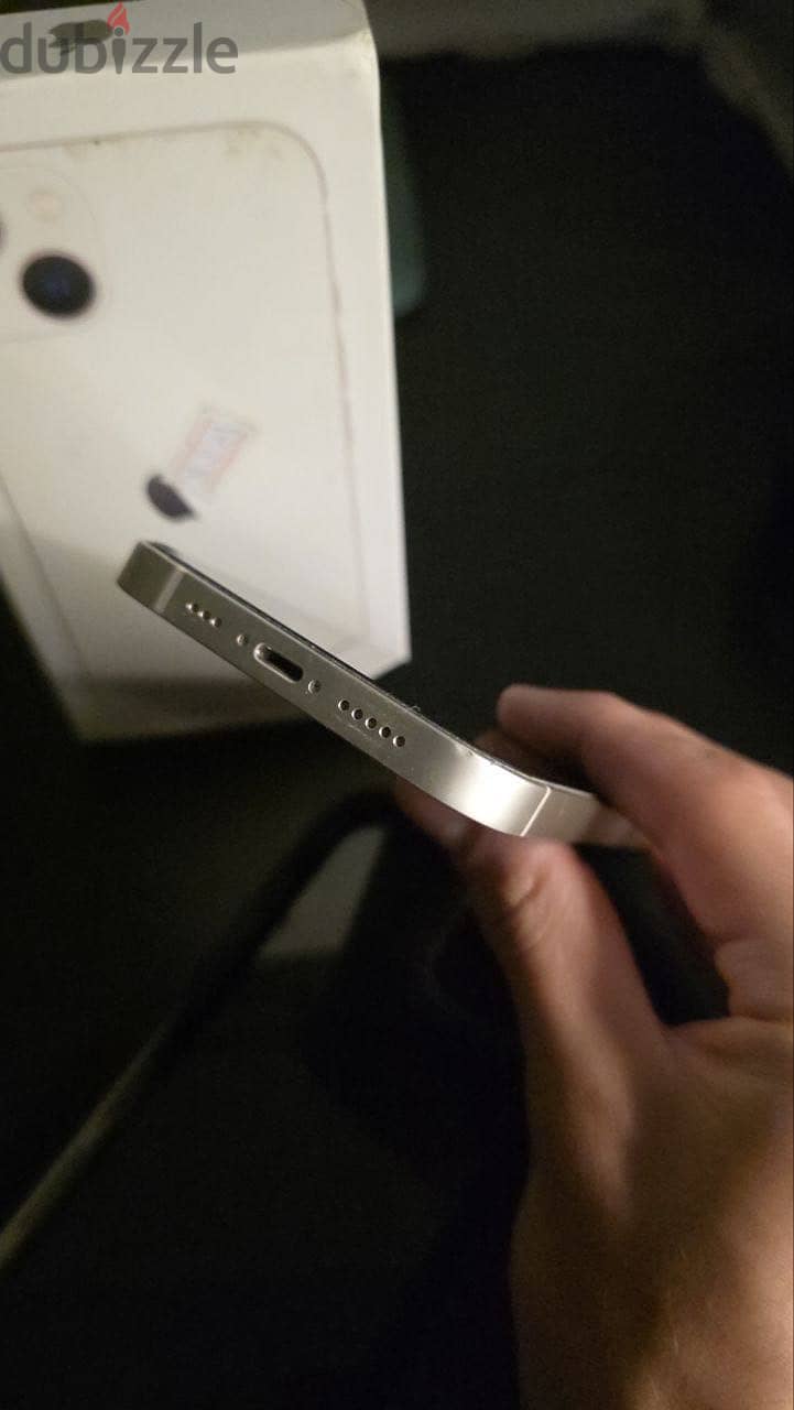 Iphone 13 4