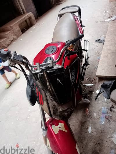 موتسكال هوجان f200