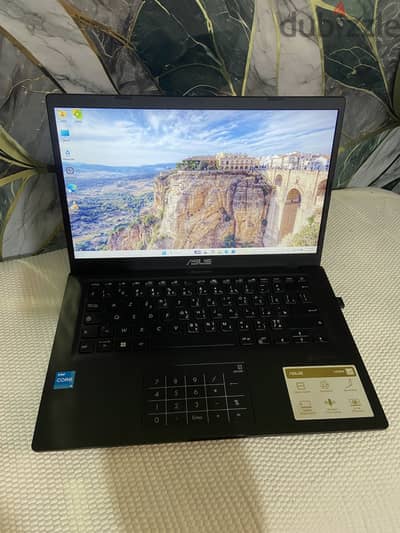 Asus Vivobook للبيع
