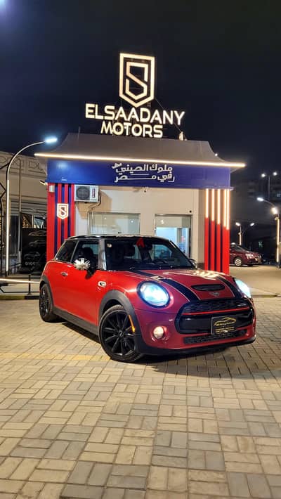 تم تخفيض السعر لسرعة البيع Mini Cooper S بحالة الزيرو الوحيدة في مصر