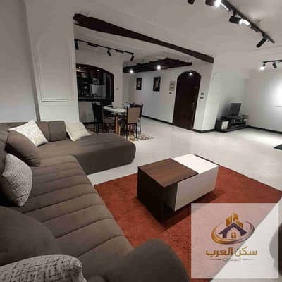 شقه مفروشه فندقيه اول سكن بعباس العقاد الرئيسي مساحتها 205 متر مكيفه معقمة بها انترنت مجاني ايجار يومي وشهري من المالك مباشره