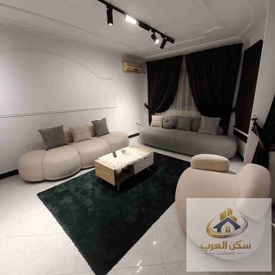 شقه مفروشه فندقيه اول سكن بعباس العقاد الرئيسي مساحتها 205 متر مكيفه معقمة بها انترنت مجاني ايجار يومي وشهري من المالك مباشره