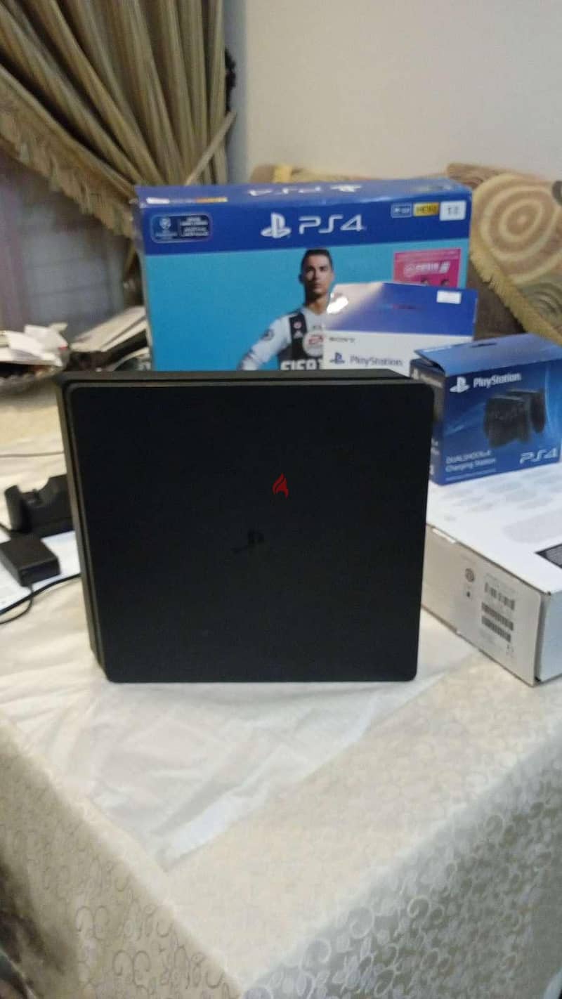 playstation 4 slim 3