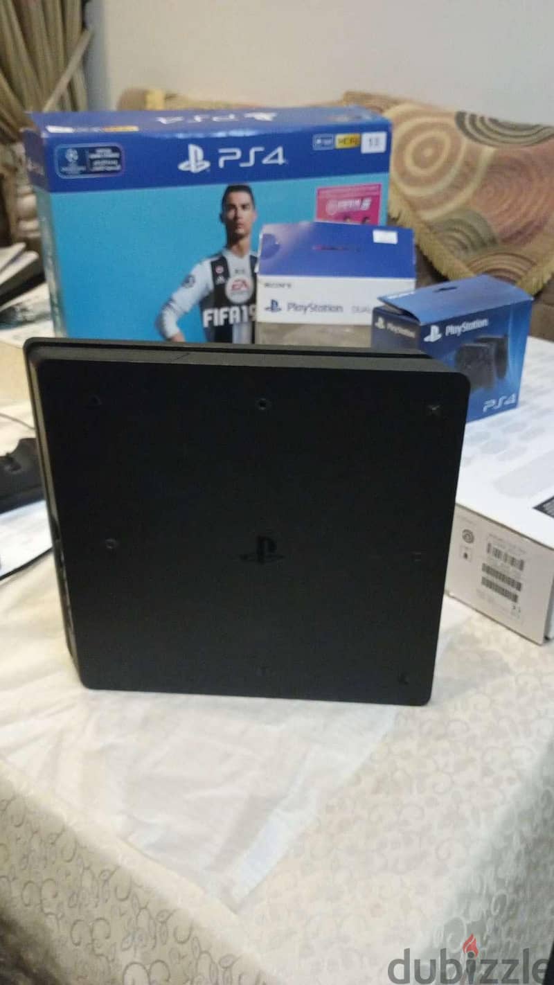 playstation 4 slim 5