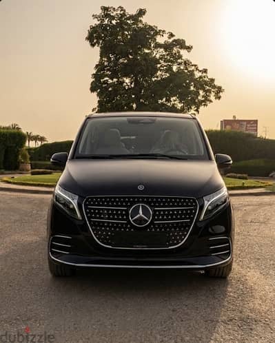Mercedes V-Class V300 AMG Long