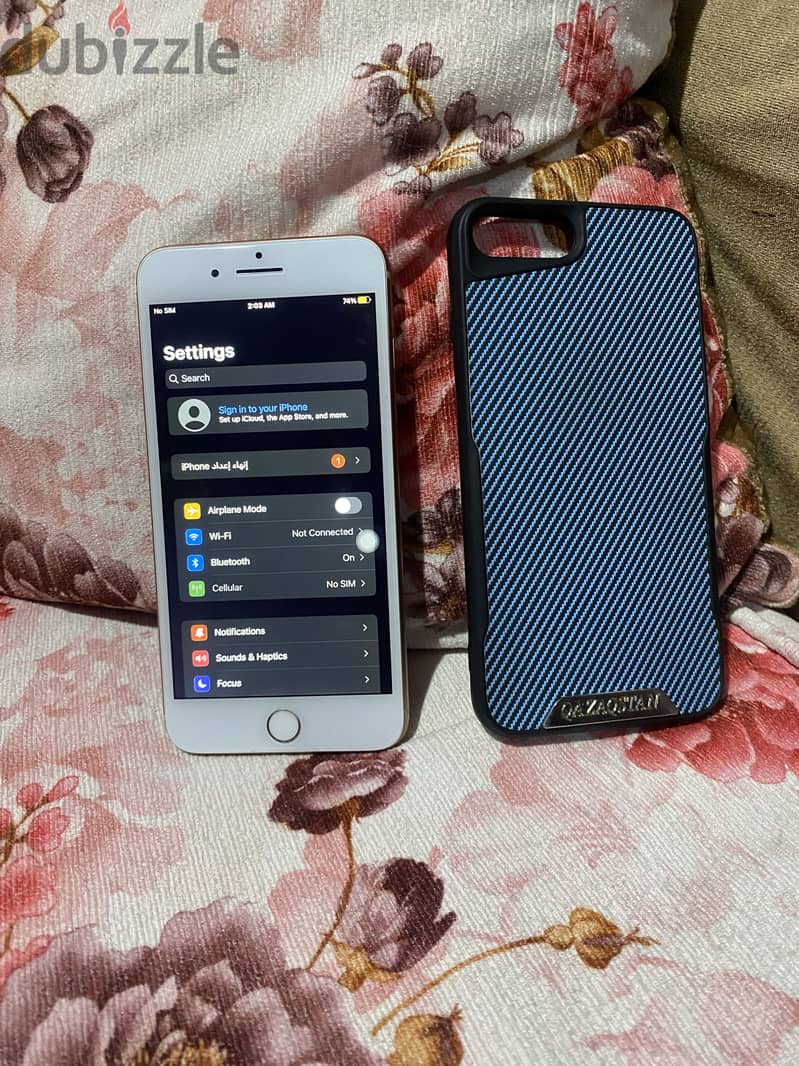 iPhone (8 Plus) (64gb) 4