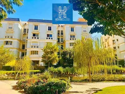 Lowest price on the market: Prime location apartment for sale in Mountain View, next to the American University. Delivery in two years