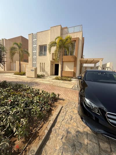 Premium location stand alone villa in maqased new capital special pric