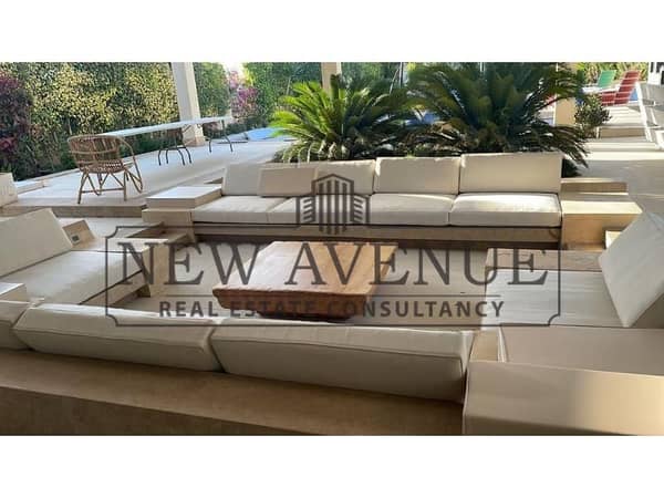 ڤيلا مستقلة فى هاسيندا باى Hacienda bay  صف ثالث من البحر بسعر مميز متشطبة بالكامل بالفرش و الاجهزة و  حمام  سباحة .