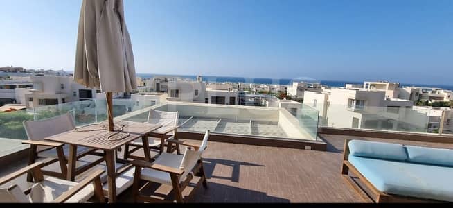 Senior Chalet for rent View Sea Hacienda White