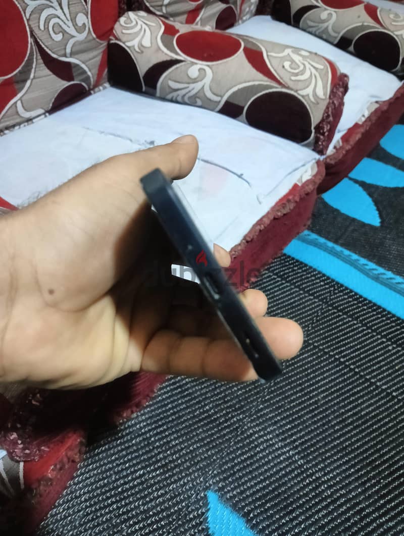 Samsung A17 8/256 2