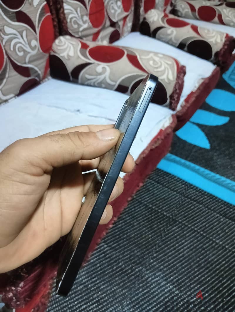 Samsung A17 8/256 7