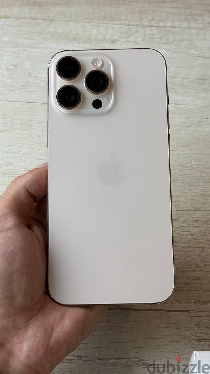 iPhone 16 pro max 1