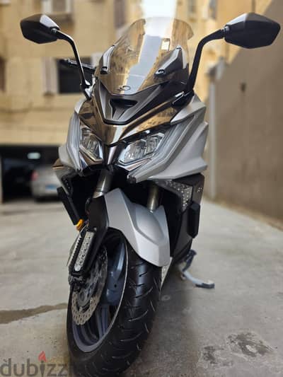 Kymco Ak 550