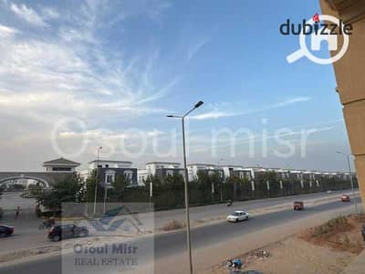 شقه للايجار- التوسعات الشمالية - مباشر علي محور البوليفارد