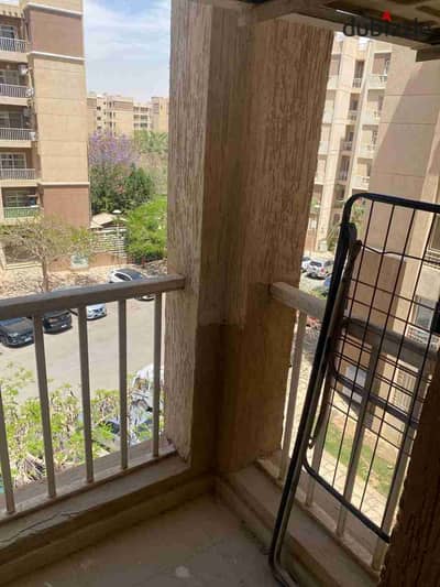 شقة للإيجار قانون في مدينتي – B7