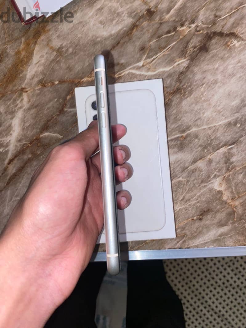 IPHONE11 2