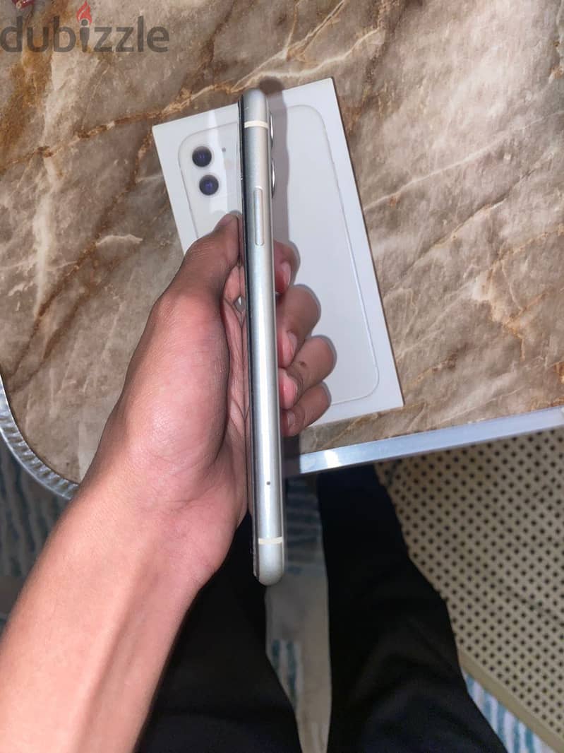 IPHONE11 5