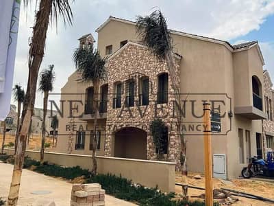 تاون هاوس للبيع فى جرين سكوير فى المستقبل سيتى موقع متميز