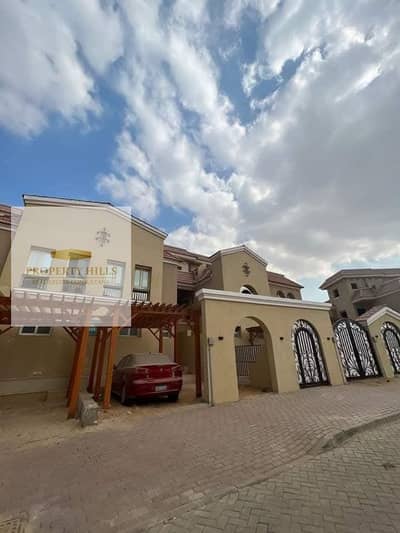 Last corner villa with a large garden area at this price, ready for delivery in the most distinguished location in Al-Shorouk City, reduced from its price for a quick sale