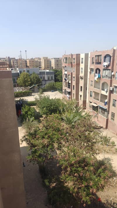 شقة في كمبوند الياسمين الحي السادس اكتوبر من المالك