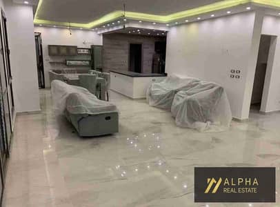دوبلكس روف للإيجار في إيستاون تيراسز 308م ٥ نوم بالمطبخ والتكييفات