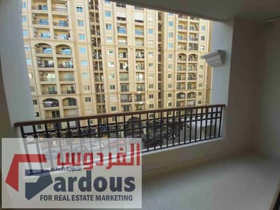 للايجار شقة ٢٧٠ متر سموحة شارع النقل والهندسة رأسا كومباوند راقى براند
