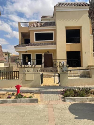 اكبر اس ڤيلا كورنر استلام فوري 295 م ارضي و اول و روف  5غرف لوكيشن مميز Sarai Compound New Cairo