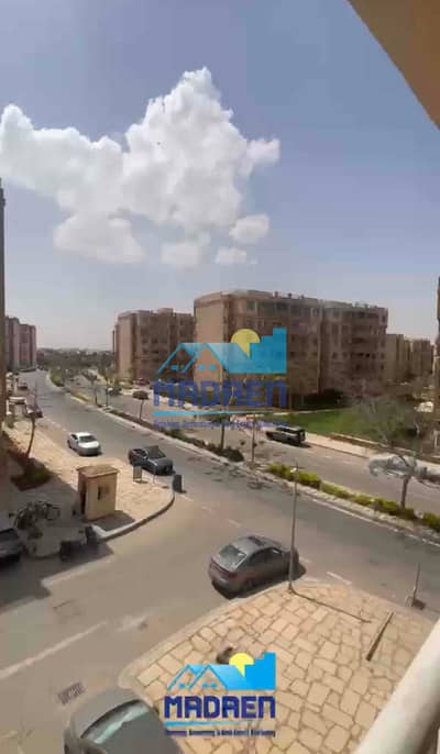 شقه ٩٠ متر لقطه للايجار في مدينتي اول سكن فيو شارع