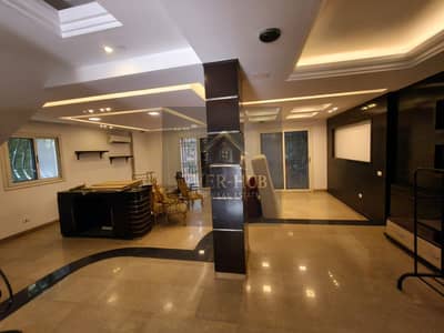 Corner villa for rent in Hadayek El Mohandeseen compound, 3 bedrooms + nanny's room + driver's room, kitchen and air conditioning