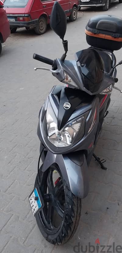 Sym sr 200cc مالك اول بحالة جيده