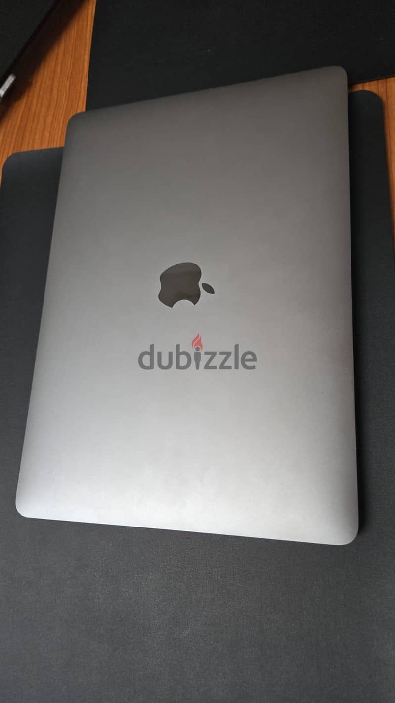 Apple MacBook Pro 13-inch (2017 Touch Bar) - Barely Used 1