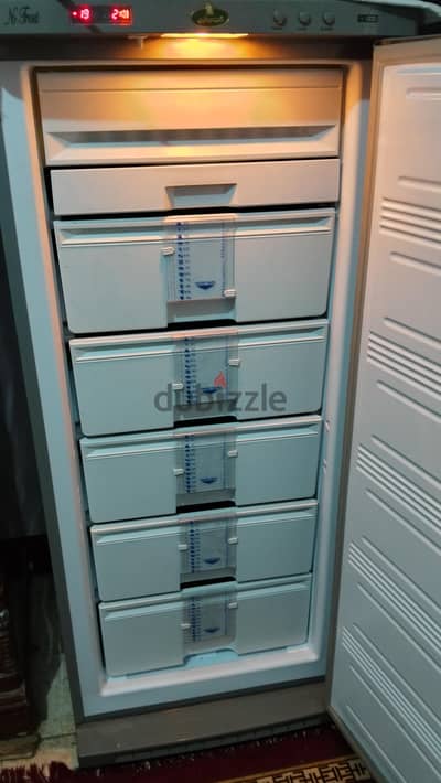 ديب فريزر كريازي 5 درج كسر زيرو