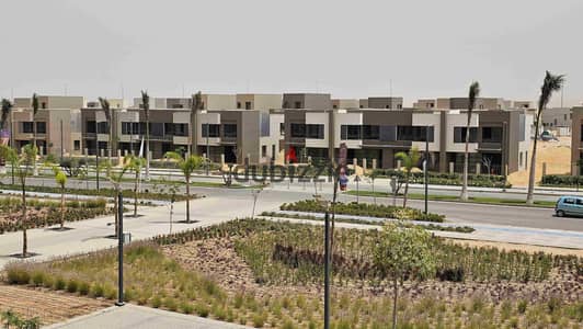 شقة للإيجار كمبوند بادية بالم هيلز أكتوبر بالقرب من جامعة MSA ومول مصر