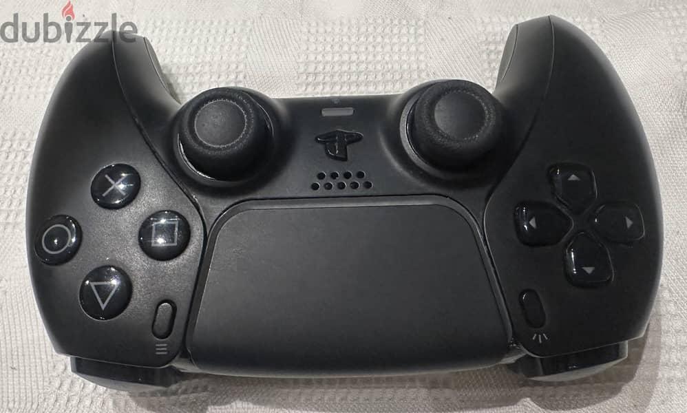 PS 5 Controller 1