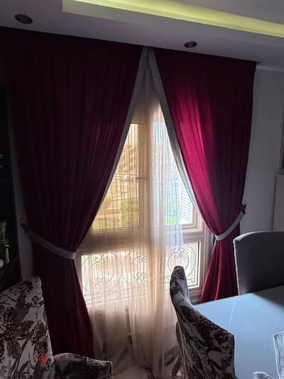 ستائر قضيفة مودرن حالة ممتازه - واتساب 01002835481