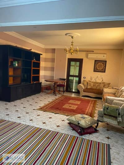 Furnished rooftop apartment for rent in Al Narges 1 Villas, Fifth Settlement, near the German University in Cairo (GUC) and the Air Force Hospital.