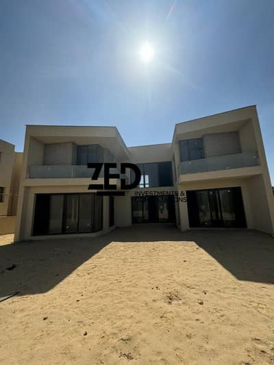 Last chance to own a villa in Badya Palm Hills at this price and the largest area, and delivery is in 2025, meaning you can start living in the Palm Hills community right now.