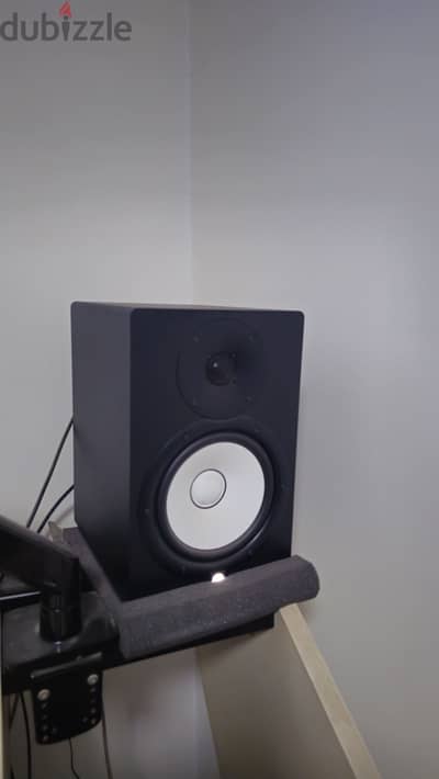 Yamaha Sound Monitors HS8I