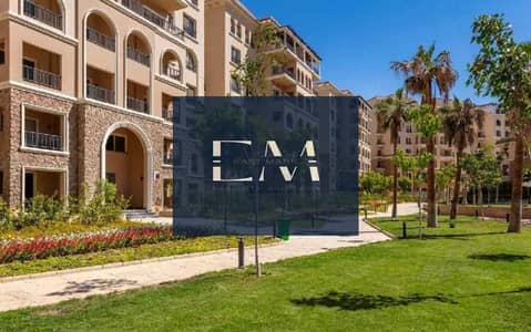 شقة مفروشة للايجار بكمبوند 90افنيو بجوار الجامعة الامريكية مباشرة، التجمع