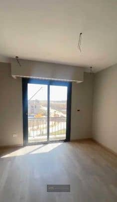 شقة للإيجار داخل Village West – الشيخ زايد اول سكن مساحه  ١٤٩ متر فيو مميز علي لاند سكيب