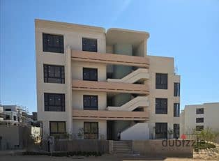 Chalet with a distinctive view overlooking the lagoon, 174 meters, fully finished, in Ras El Hekma next to Playa