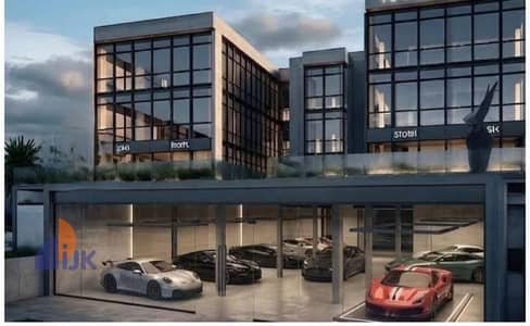 محل تجارى للبيع واجهه مباشرة على شارع السبعين الشمالى و فيو مباشر على التسعين الشمالى فى قلب القطاع الأول مجمع البنوك Fifth Settlement, New Cairo