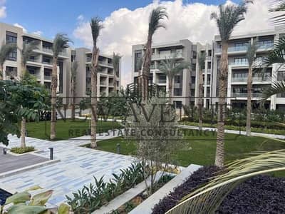 ادرس إيست – شقة 167م متشطبة بالكامل دور رابع تطل على لاند سكيب
